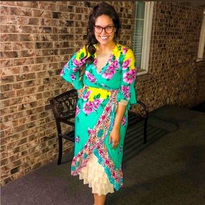 Ivory ruffle extender 😍